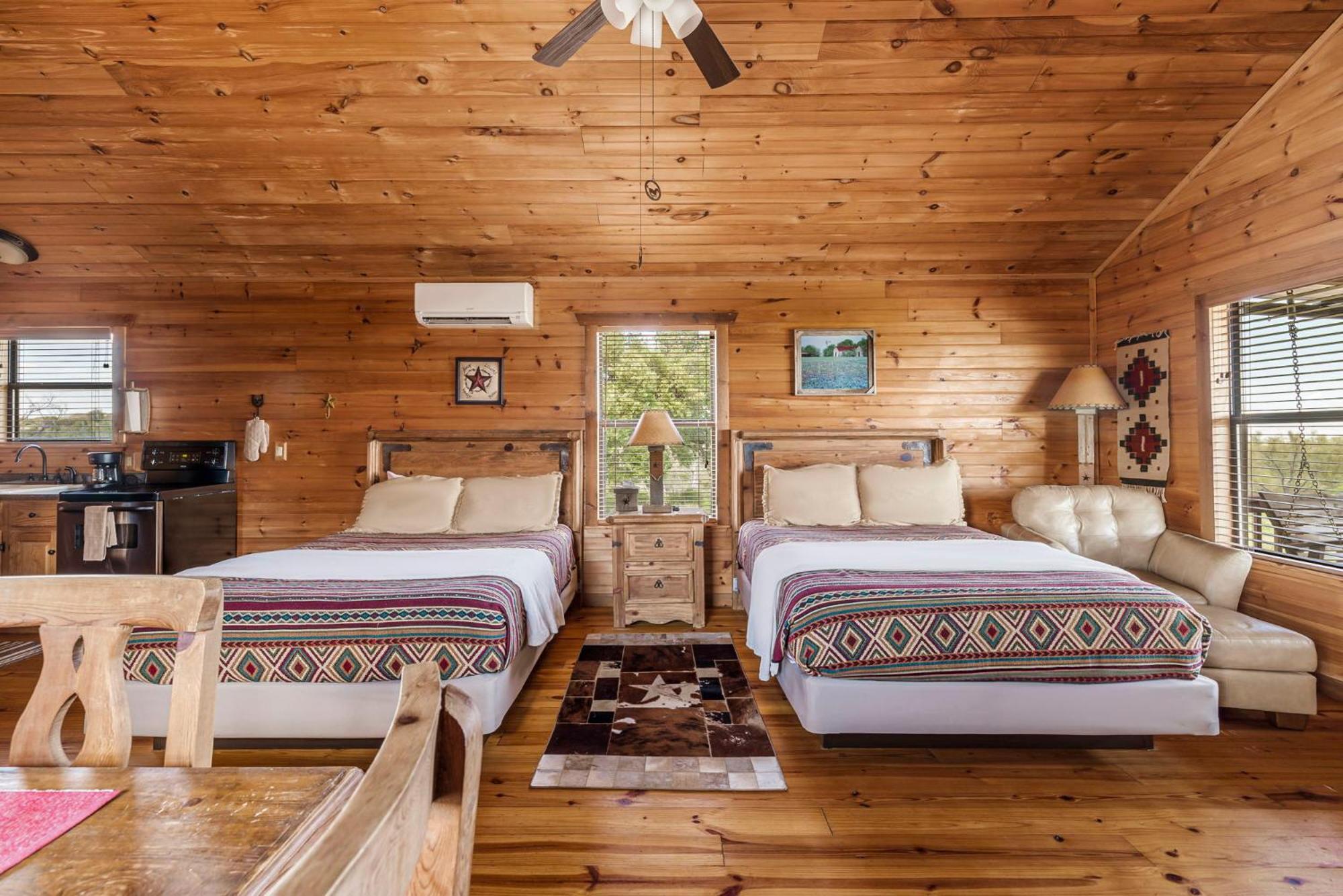 Enchanted Rockview Cabins Crabapple Oda fotoğraf
