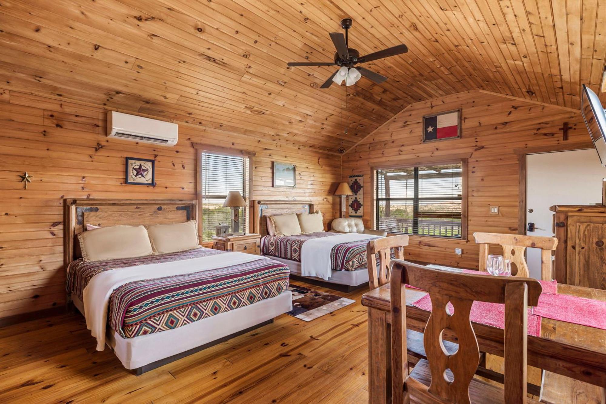 Enchanted Rockview Cabins Crabapple Dış mekan fotoğraf