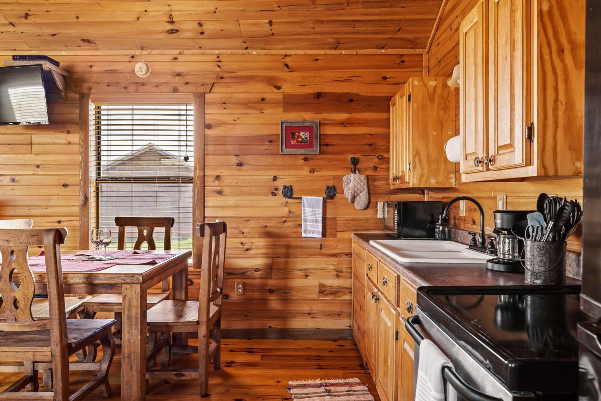 Enchanted Rockview Cabins Crabapple Oda fotoğraf